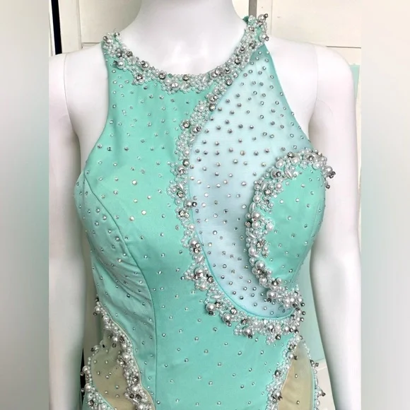 Size 6 Aqua Pastel Green Seafoam Slit fitted prom dress gown Unique Pearl work - Picture 2 of 5